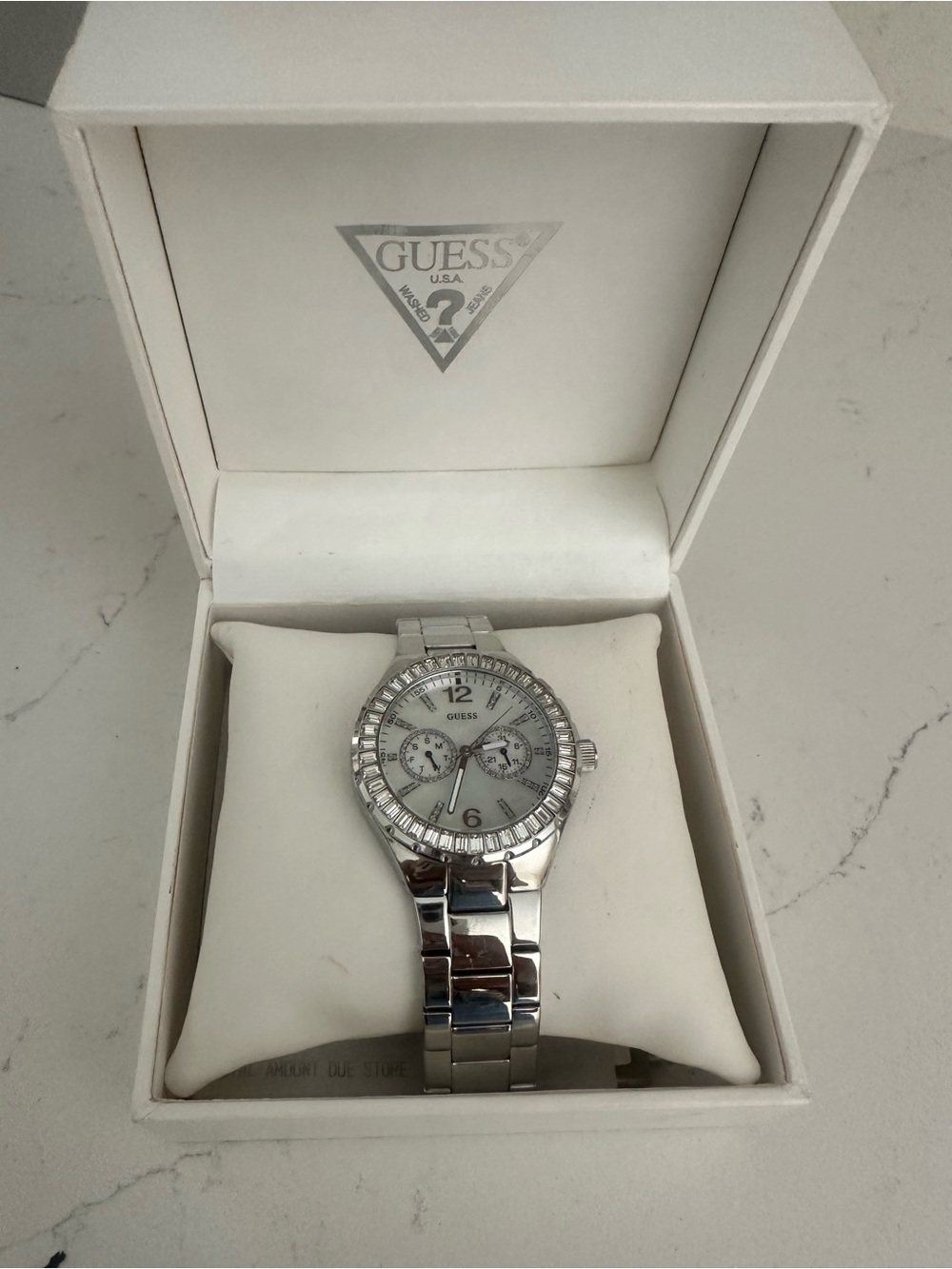 GUESS Silver Crystal Accent Women's Watch EXCELLENT CONDITION